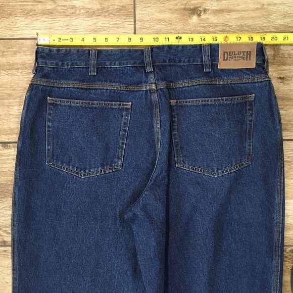 Duluth Trading Men’s Blue Denim Jeans 40x32 - Picture 4 of 5